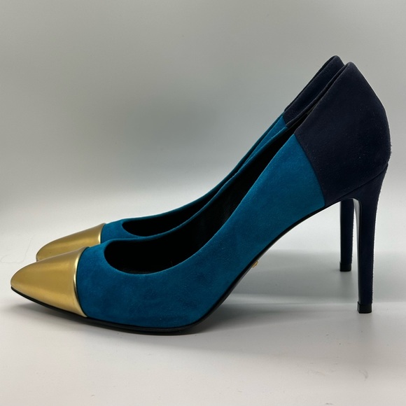 SOLD-GUCCI Turquoise Blue Suede Colorblock Toe Pointed Heels Pumps Size 39 US 9 - Picture 3 of 7